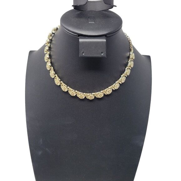 Vintage 70s Signed Lisner Gold Tone 3D Flower Link Collar Chocker Necklace Glam - Picture 2 of 15